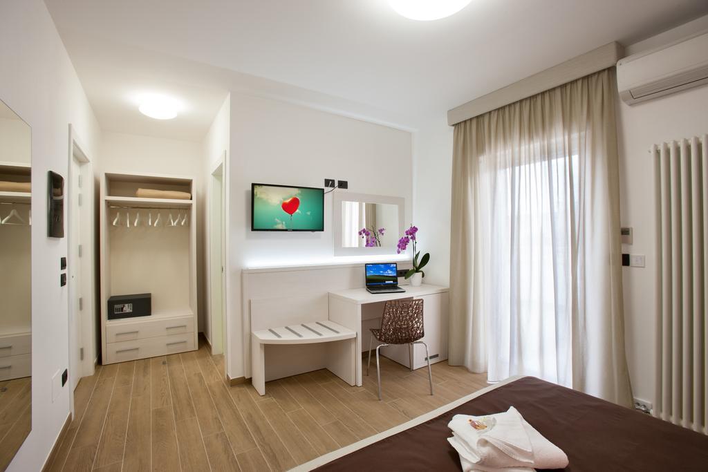 La Casa Del Turista Bed & Breakfast Gallipoli Eksteriør bilde